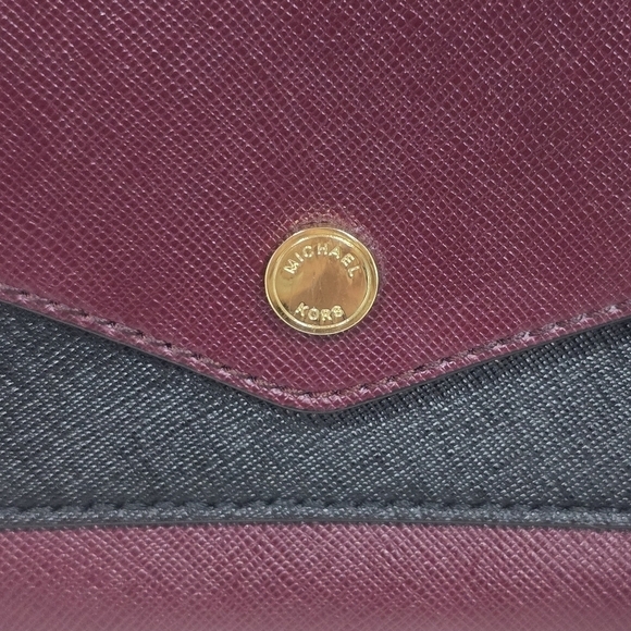 Michael Kors Burgundy and black crossbody - Picture 3 of 15